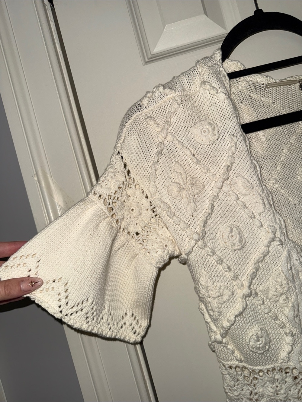 Cream Crochet Knit sweater - Picture 4 of 8
